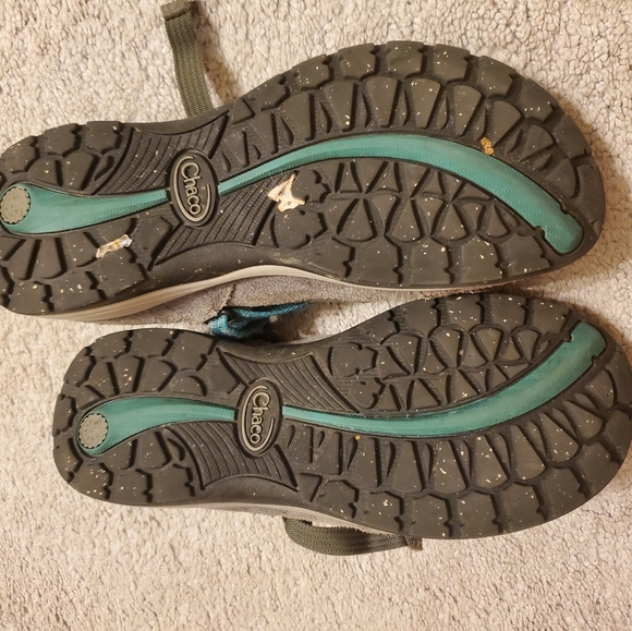 Grey Chaco Mary janes size 9 - Picture 6 of 8